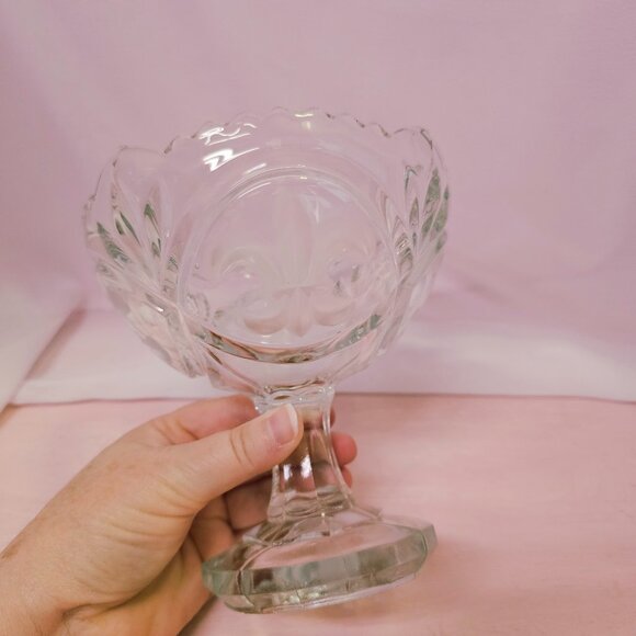 Czech Art Glass Pedestal Bowl, Candy, or Nut Dish, Fleur-De-Lis Design - Picture 7 of 7